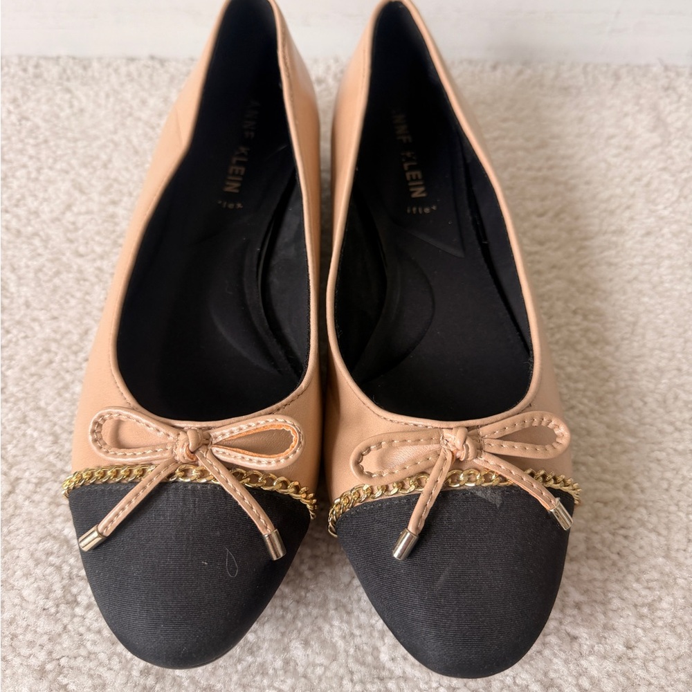Anne Klein Black and Tan Loafers with Gold Accent